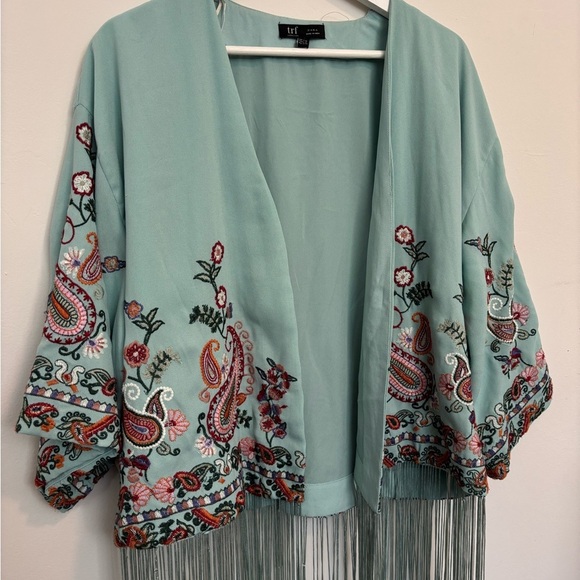 Zara Light Green Embroidered Fringe Kimono - Picture 8 of 14